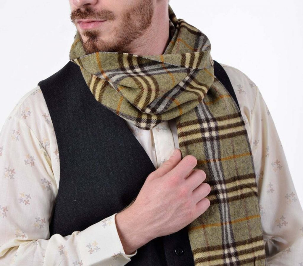 7 Best Men's Cashmere Scarf to Buy in 2021 6