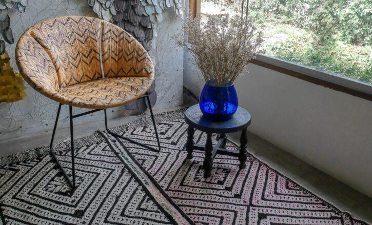 Best Handmade Rugs To Make Your Living Room More Stylish - 2022 Guide 1