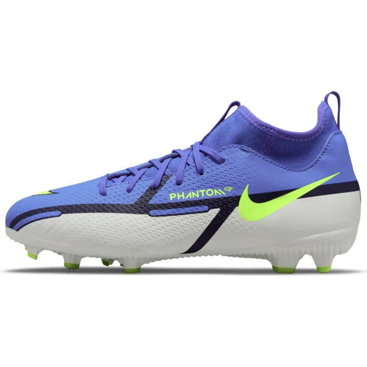 5 Best Soccer Shoes For Your Kid 5